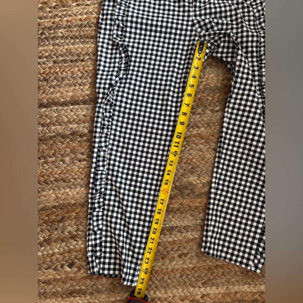 Zara Woman Large Black & White Gingham Cropped Cotton Pants with Ruffle Detail - Picture 5 of 6